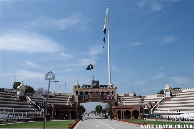 Arrived at Wagha , Pakistan! crossing the India-Pakistan border